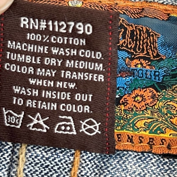 Vintage Rare True Religion World Tour Distressed Denim Jacket Women’s Size M - Picture 7 of 10